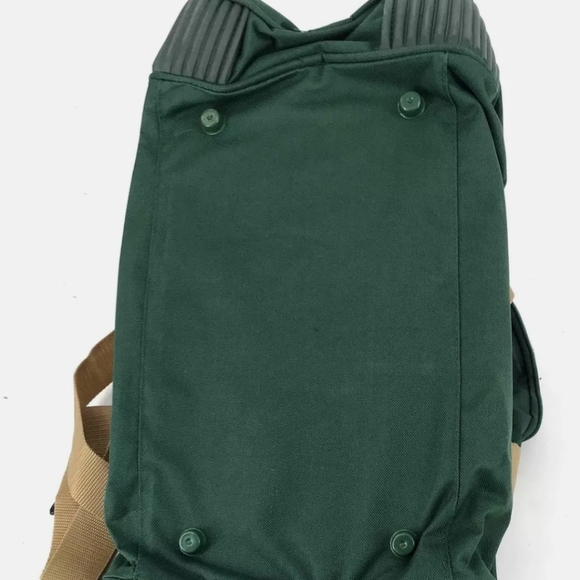 Set of new park east green tan large duffle bags - Picture 5 of 6